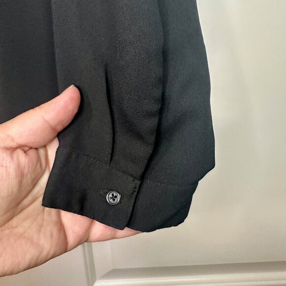 Mossimo Light-weight Black Button-Up Long Sleeve Blouse - Large - Picture 5 of 8